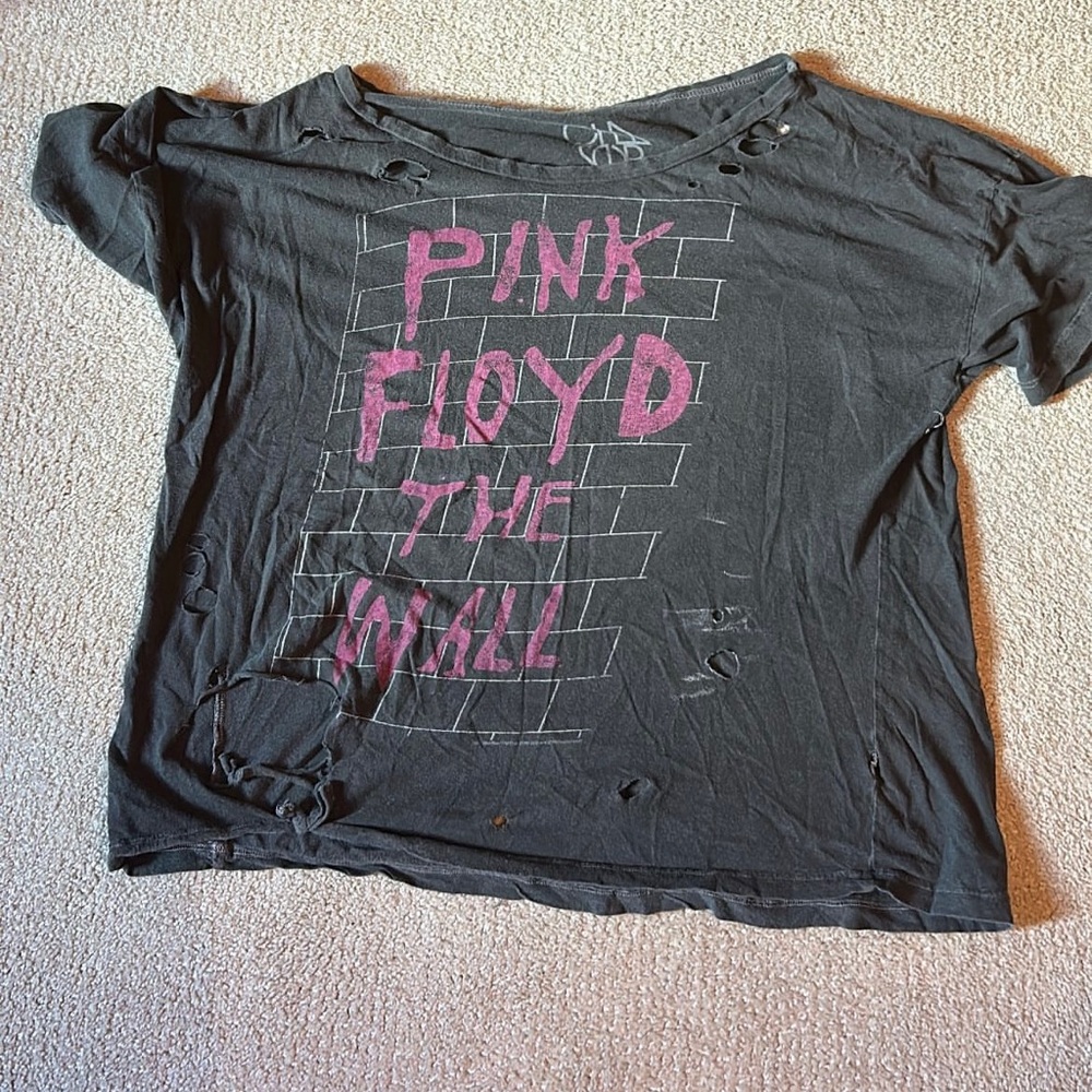 Women’s ripped chaser tee shirt